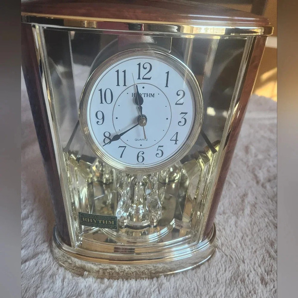 New in Box Rhythm Brown, Quartz, Mantle Clock - Picture 1 of 9